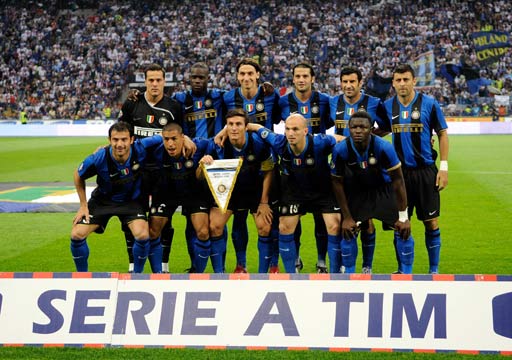 安迪·卡罗尔惊叹切赫神扑，创英格兰足球史经典瞬间（安迪·卡罗尔惊呼切赫神级扑救，一幕载入英格兰足坛史册）