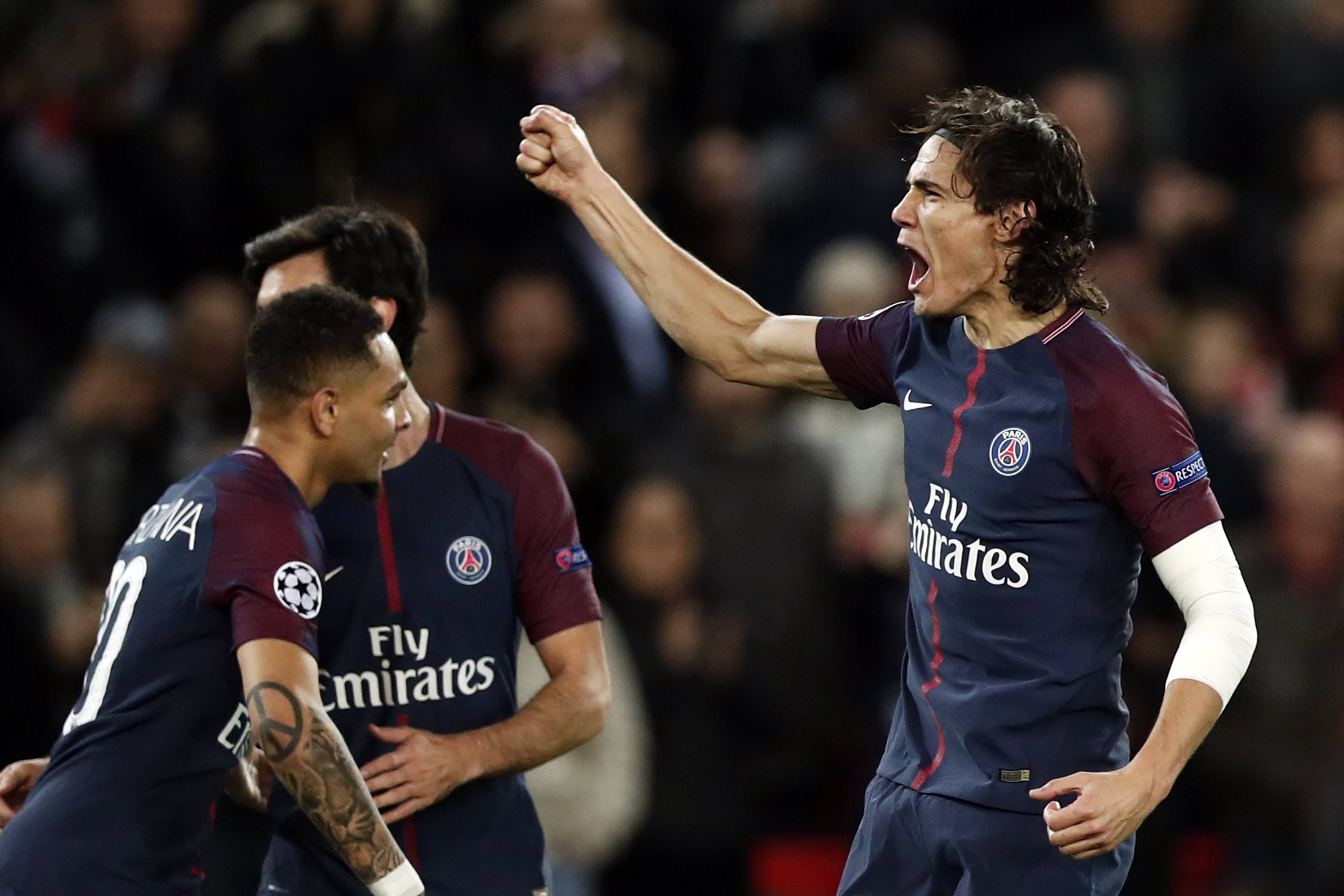 马刺后场连线表现亮眼（马刺后场组合发挥出色）