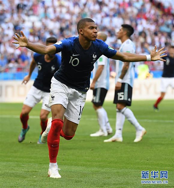 佩杜拉：科莫会在冬窗拒绝对帕斯的报价，球员明夏回皇马（佩杜拉爆料：科莫冬窗不卖帕斯，球员明夏将回归皇马）