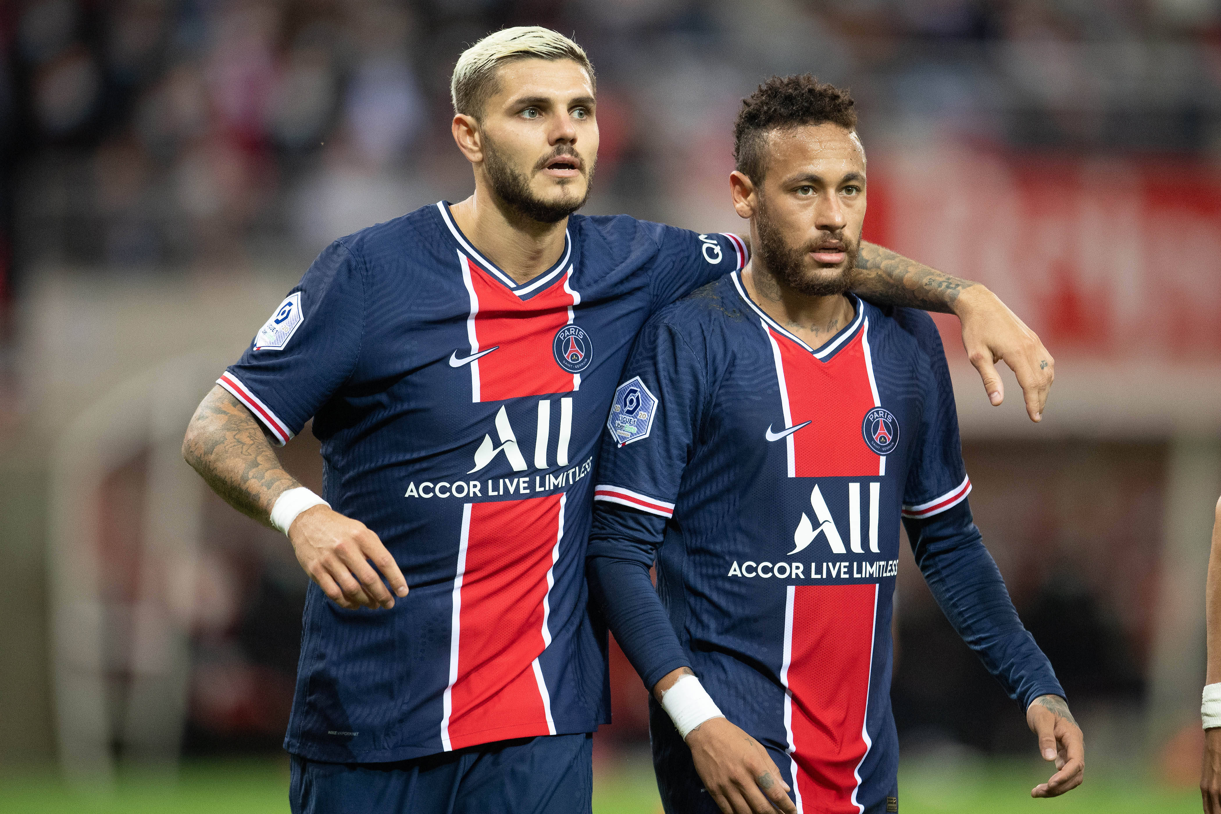 直接颁奖！雷速中超评选：法比奥大四喜，当选第30轮MVP（毫无悬念！雷速中超评选：法比奥上演大四喜，荣膺第30轮MVP）