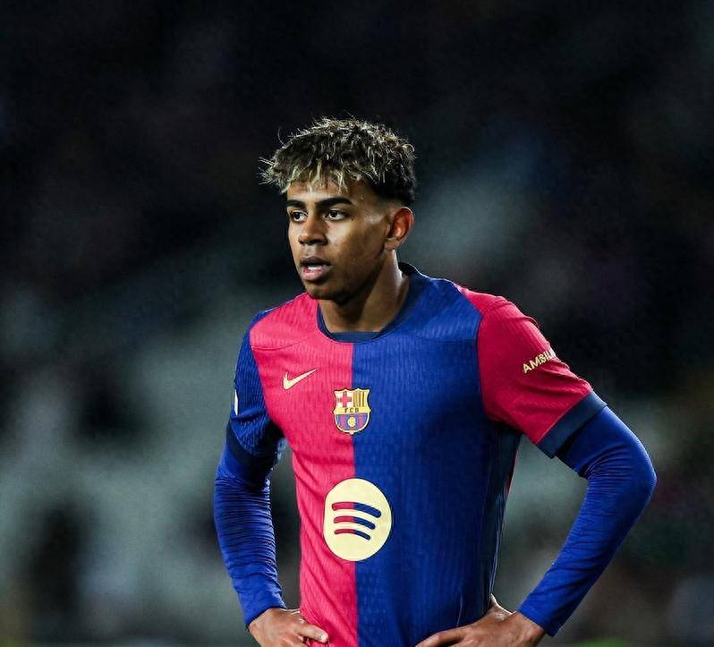 穆勒称赞拜仁小将戴伯尔：他是我见过的跑得最快的球员（穆勒盛赞拜仁小将戴伯尔：是我所见速度最快的球员）