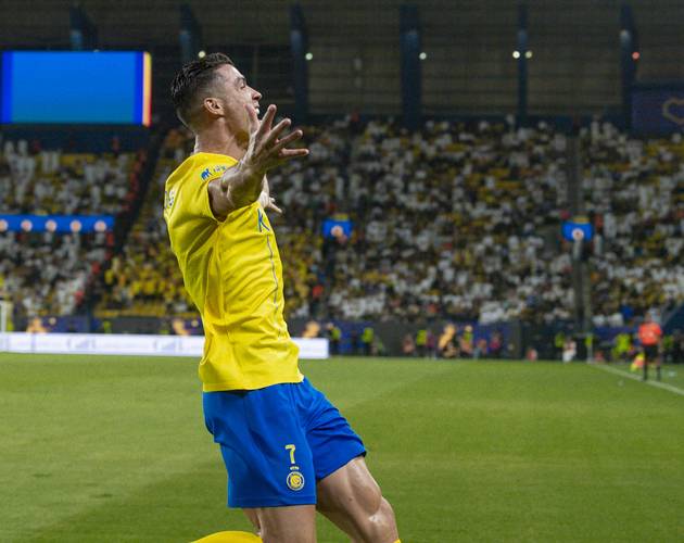 广东球迷呼声震耳欲聋（广东球迷呐喊震天动地）