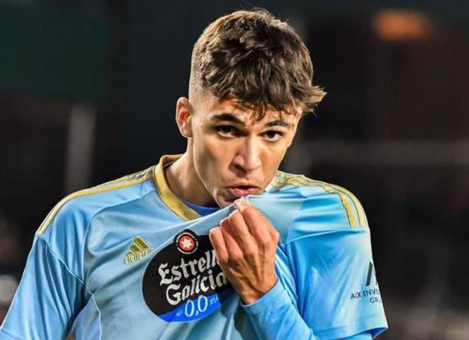 大连英博外援拉布亚德离队，本赛季表现起伏，遭质疑，终与俱乐部解约。（大连英博外援拉布亚德与俱乐部解约离队：赛季表现起伏惹质疑）