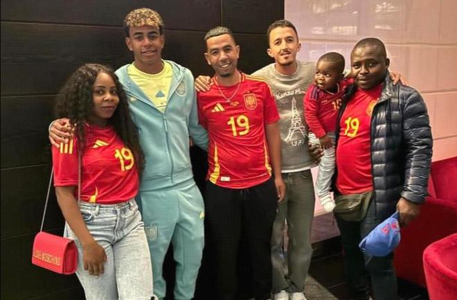 世界杯官方票价震惊球迷，国际足联被指榨干粉丝热情（世界杯票价引发哗然，国际足联被质疑消磨球迷热情）