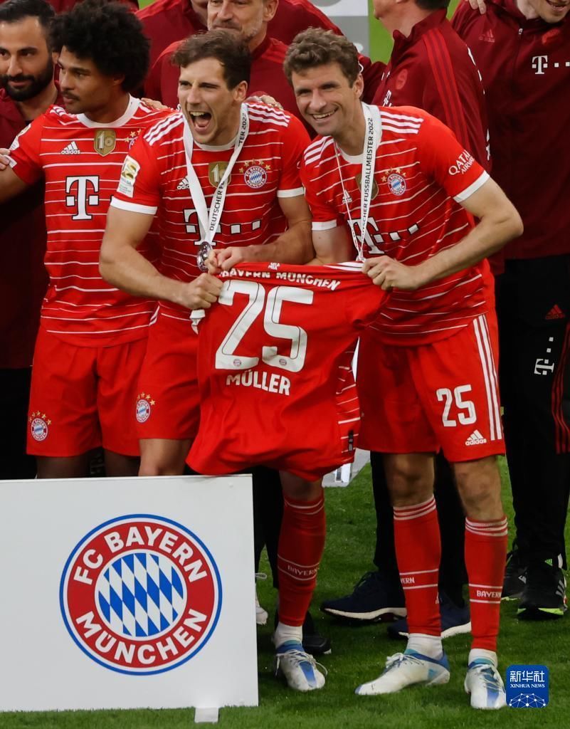 辽篮惨败广州赛后，付豪怒怼球迷，杨鸣说的实在，球迷：算啥东西（惨败广州后辽篮再起风波：付豪回怼球迷，杨鸣直言不讳，球迷喊“算啥东西”）