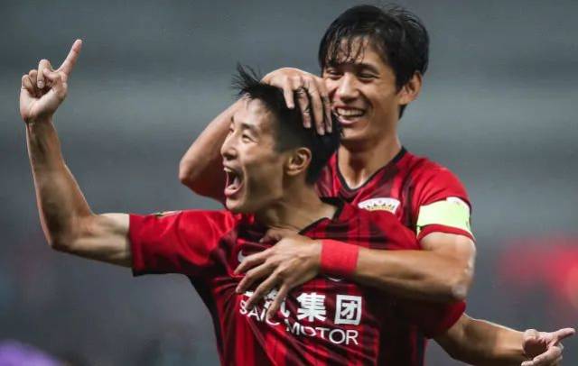 希勒：我和萨拉赫有过类似处境，但他错了因为没人大过俱乐部（希勒：我也曾与萨拉赫处境相仿，但他错在忘了俱乐部高于一切）