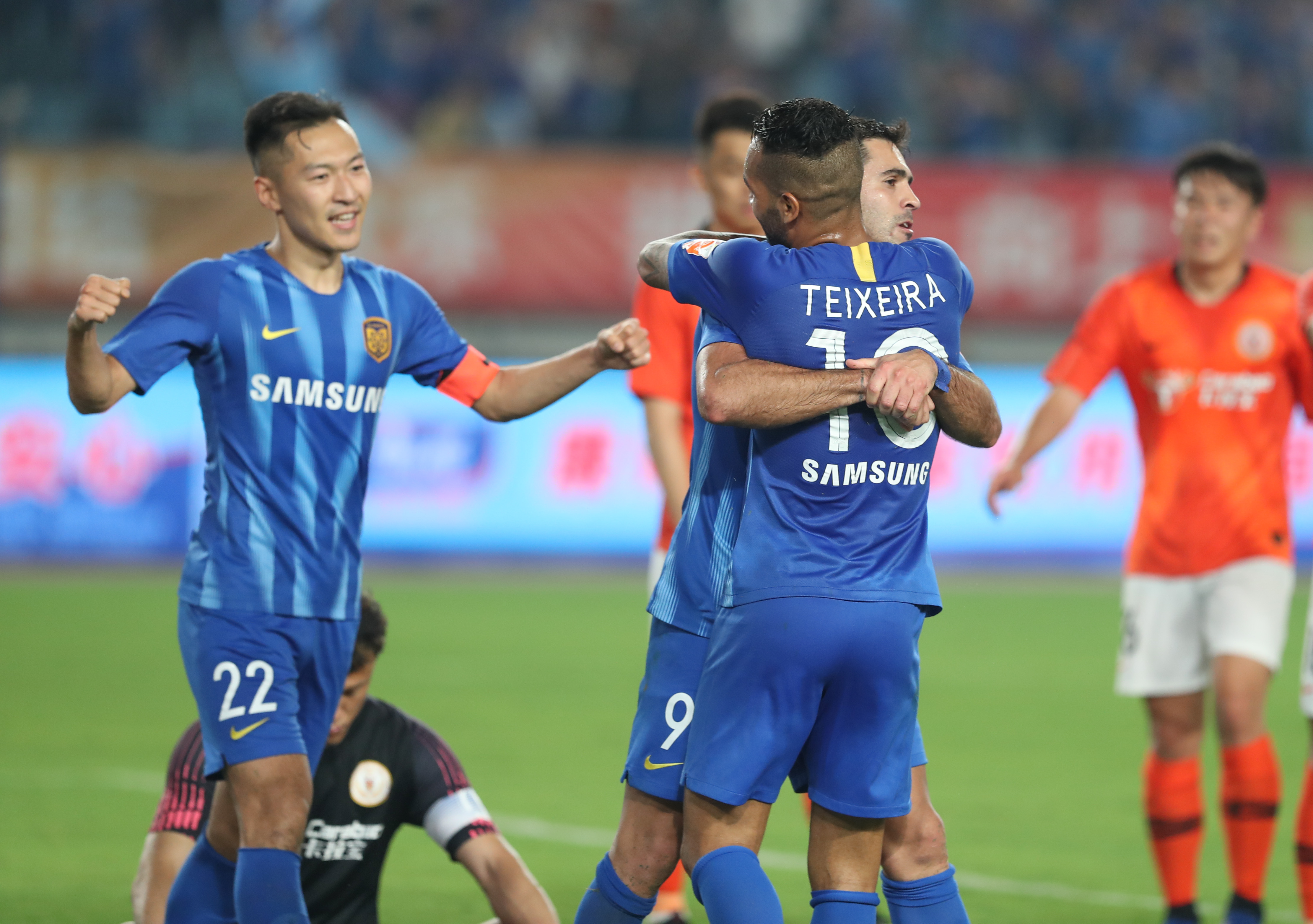 奥古斯托谈退役：是时候做一个百分百称职的丈夫和父亲了（奥古斯托谈退役：是时候全身心投入家庭，做个称职的丈夫与父亲）